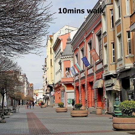 Ruski Boulevard Plovdiv Buitenkant foto